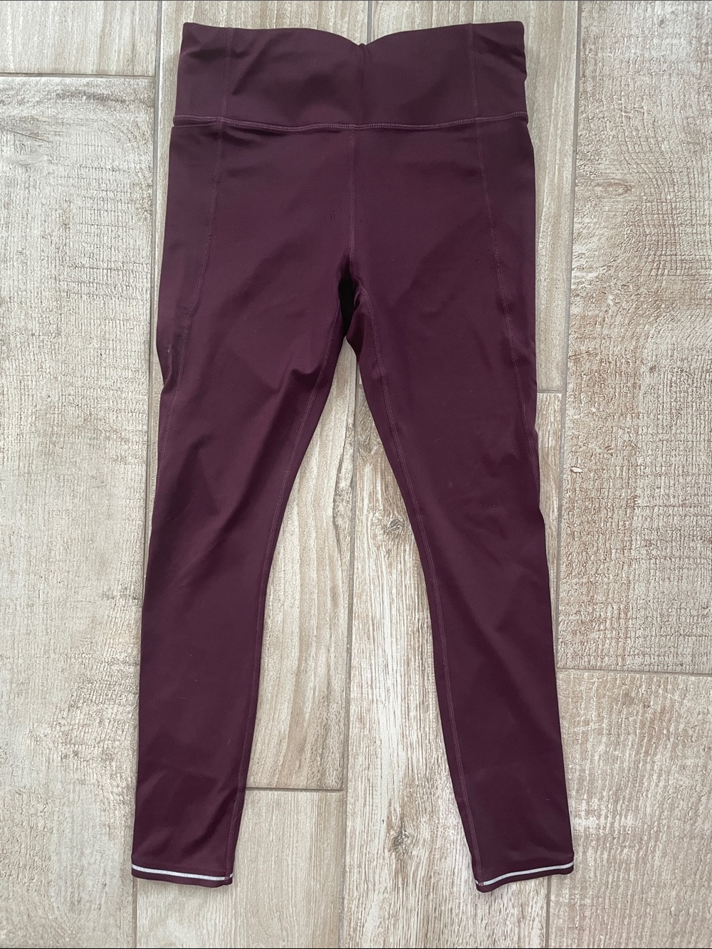 Athleta burgundy leggings, size Extra Small, EUC